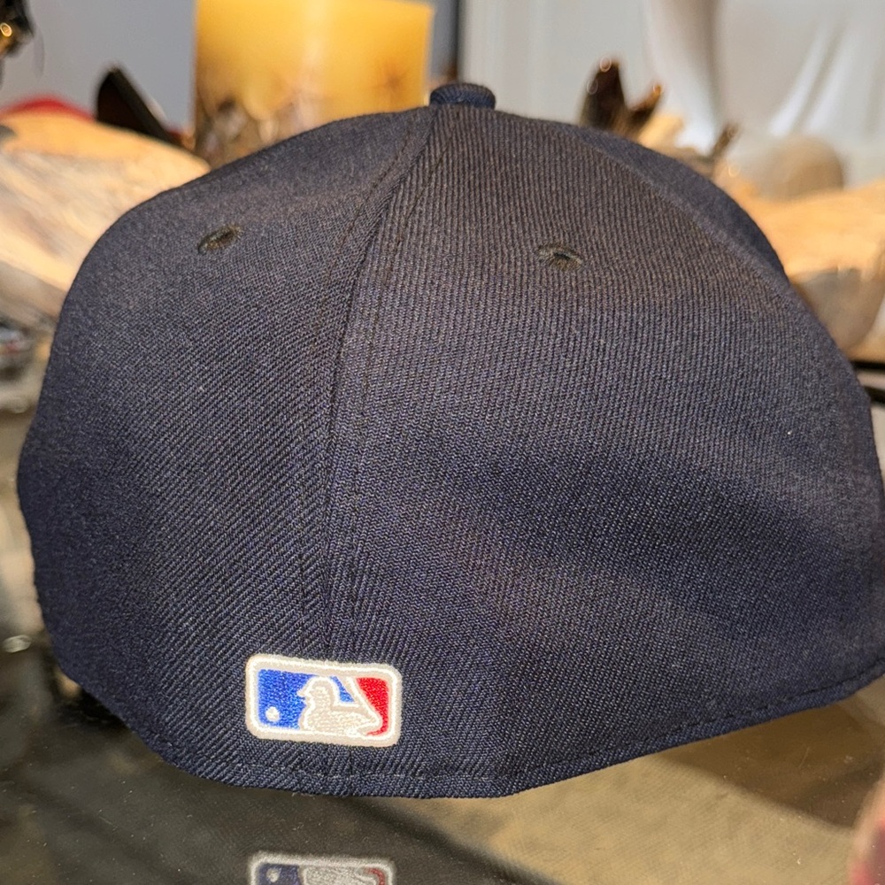 NewEra MoMA NewYork Yankees 59FIFTY Hat - Picture 7 of 15